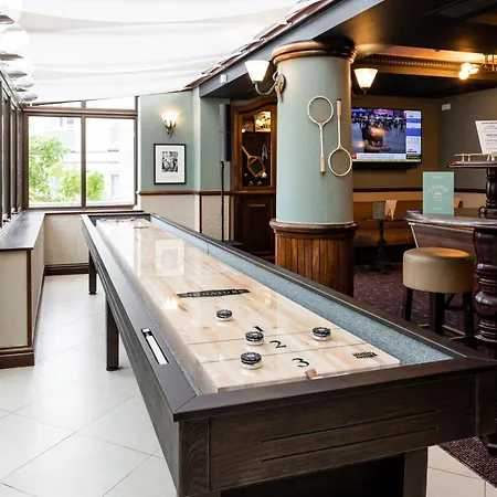 Merton Hotel